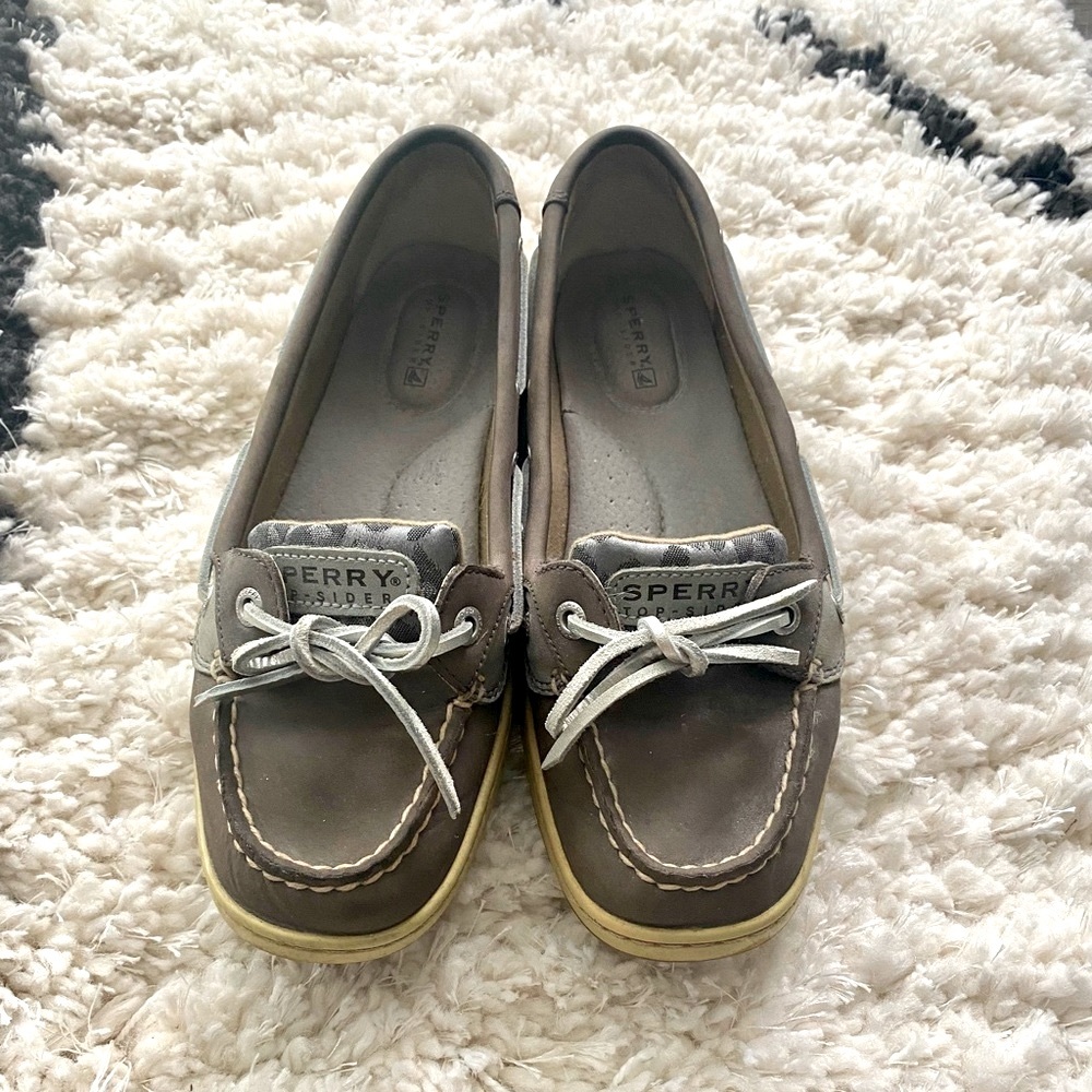 [sperry] blue leopard print top-siders